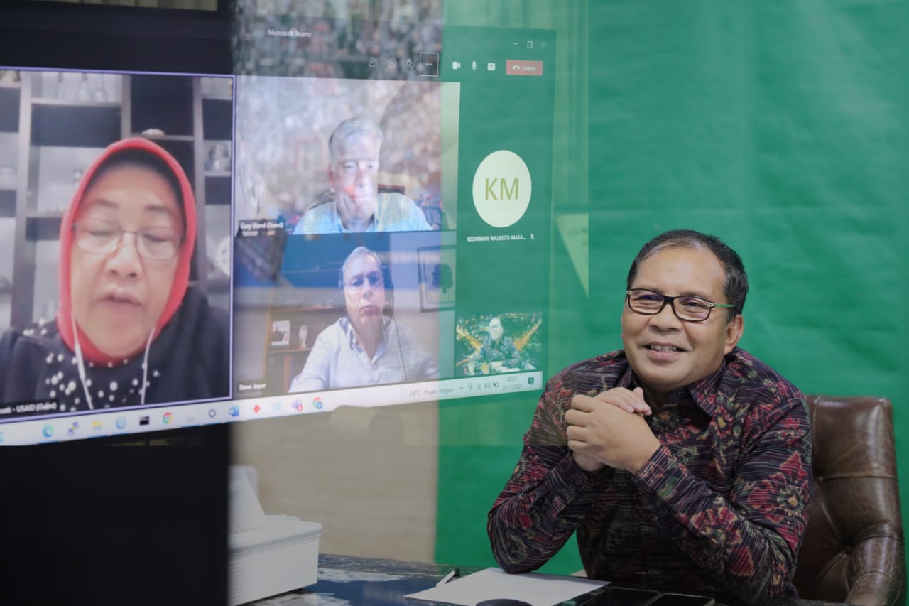 Danny Pomanto Jadi Pembicara di Forum Demokrasi Internasional yang Dihadiri Presiden Amerika